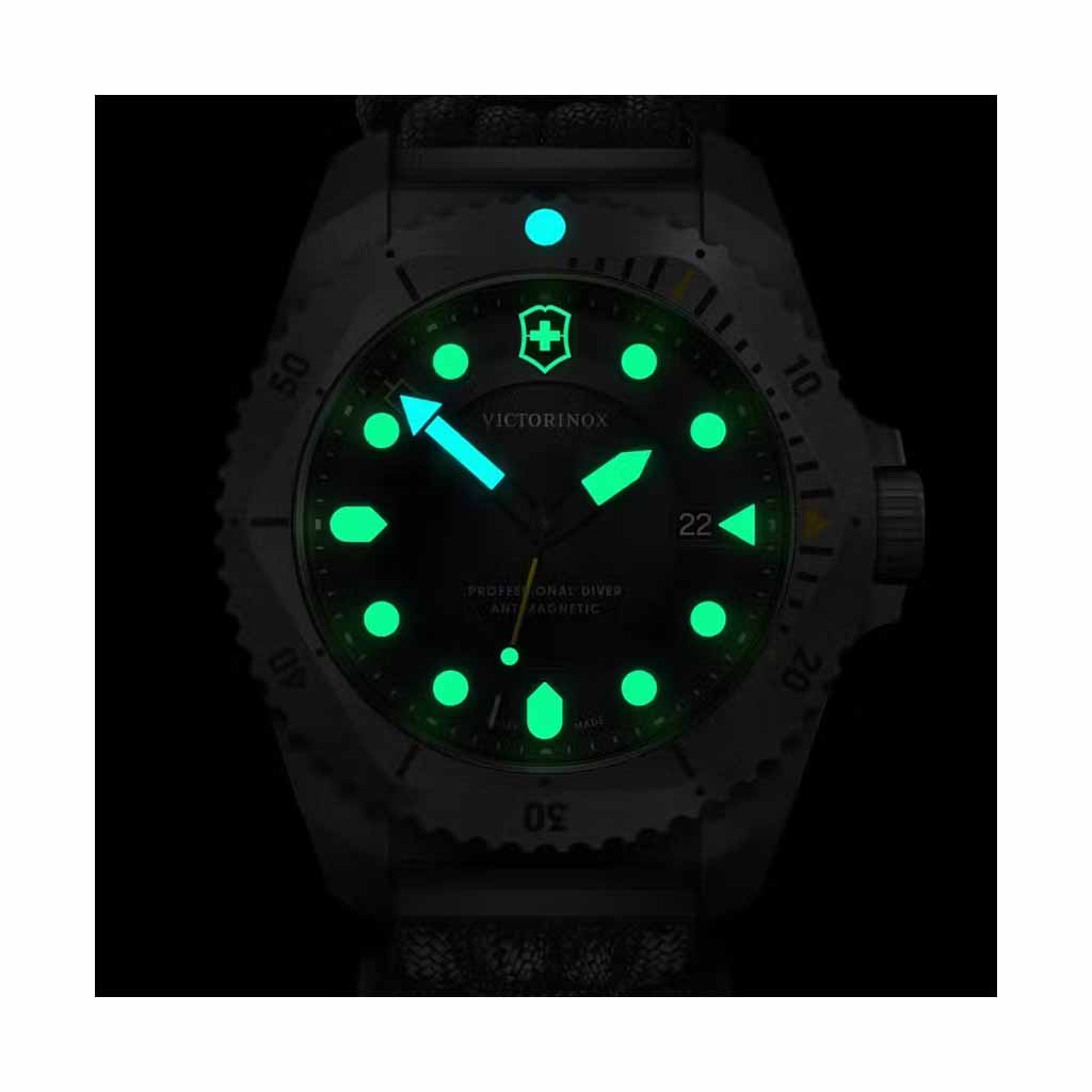 241993.1-6 Reloj Victorinox I.N.O.X. Professional Diver con Correa Paracord - Image 4